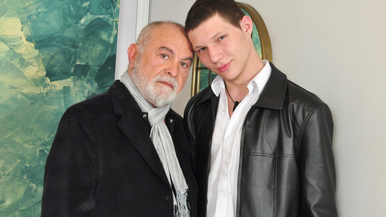 Photo of Mirkko proves he's best Bottom