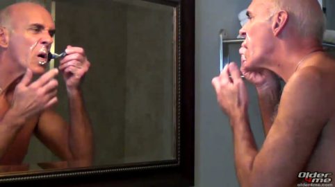 Photo of Mutual Fund Broker