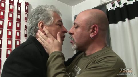 Photo of Yamil Tops Naldo